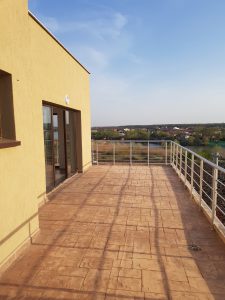 נוף מהמרפסת בקורבאינקה